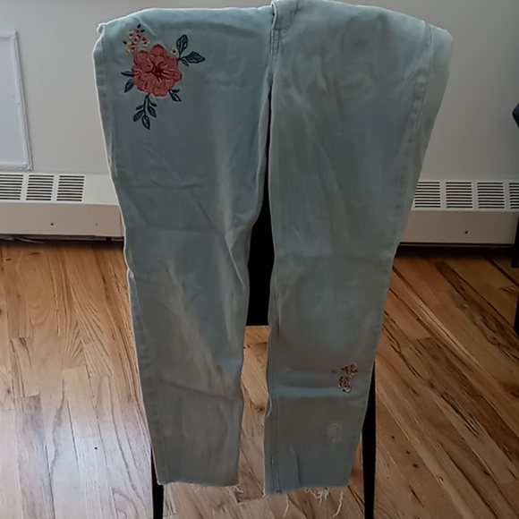 Denim Jeans - Picture 1 of 5